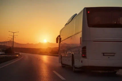 SHUTTLES FROM LYON PERRACHE (CHARLEMAGNE HOTEL) TO IFPEN-LYON (SOLAIZE)